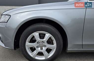 Седан Audi A4 2009 в 