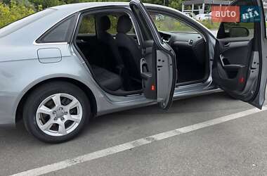 Седан Audi A4 2009 в 