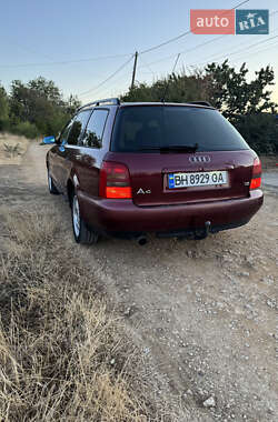 Универсал Audi A4 1998 в 
