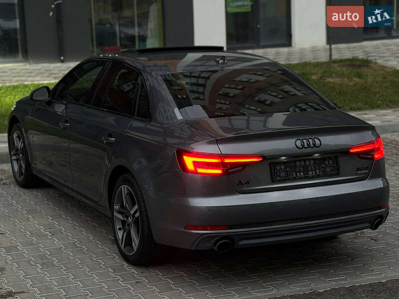 Седан Audi A4 2017 в Ровно