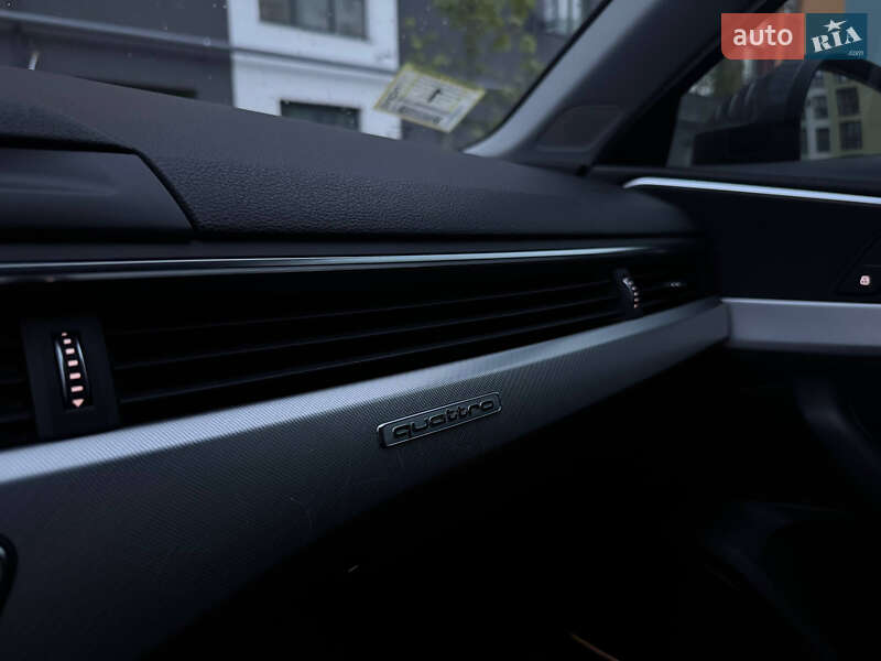Седан Audi A4 2017 в Ровно