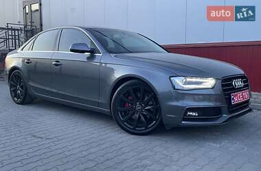 Седан Audi A4 2013 в Львові