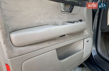 Седан Audi A4 2002 в 