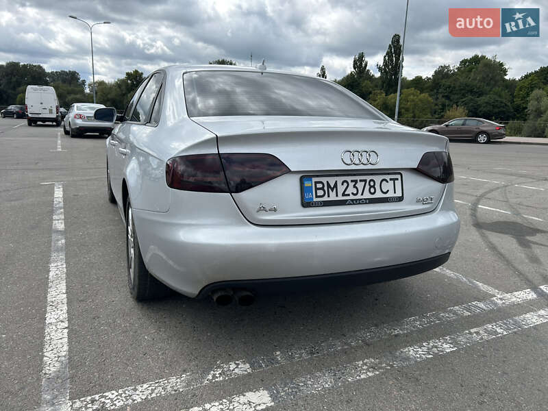 Седан Audi A4 2011 в Сумах