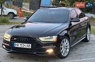 Седан Audi A4 2014 в 