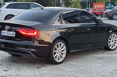 Седан Audi A4 2014 в 