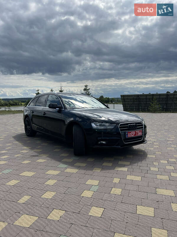 Универсал Audi A4 2012 в Львове