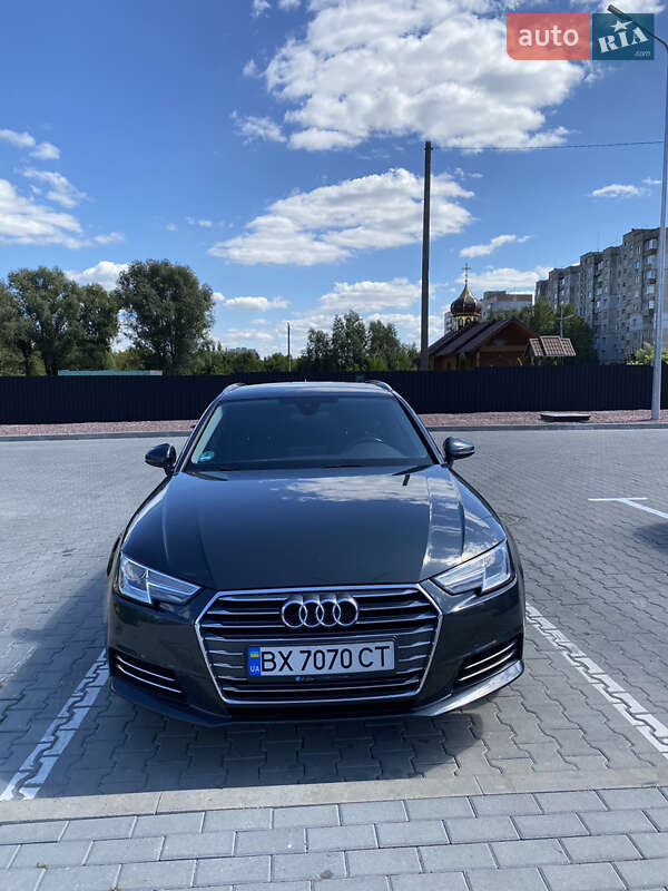 Audi A4 2017 Audi A4 2017