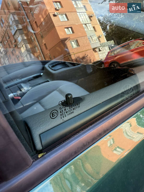 Седан Audi A4 1997 в Харкові