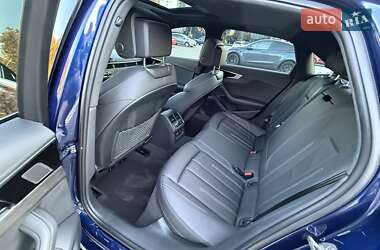 Седан Audi A4 2024 в 