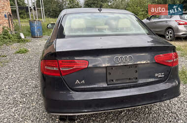 Седан Audi A4 2015 в 