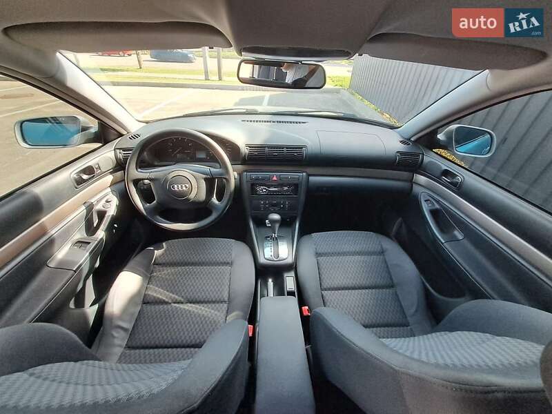 Седан Audi A4 2000 в Ірпені