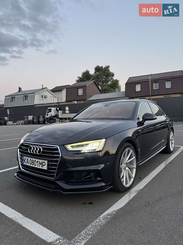 Седан Audi A4 2017 в 