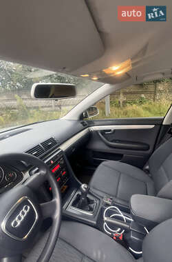 Седан Audi A4 2006 в 