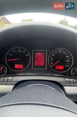 Седан Audi A4 2006 в 