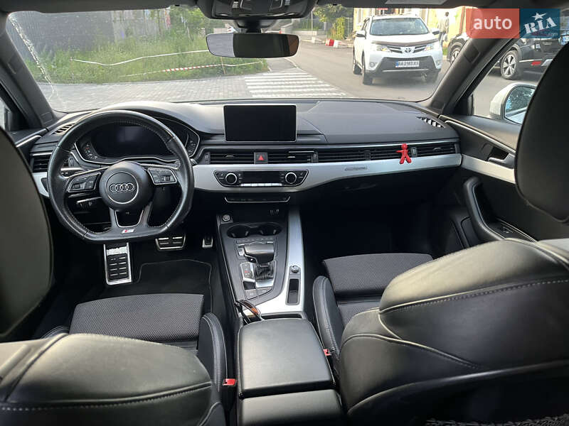 Универсал Audi A4 2016 в Киеве