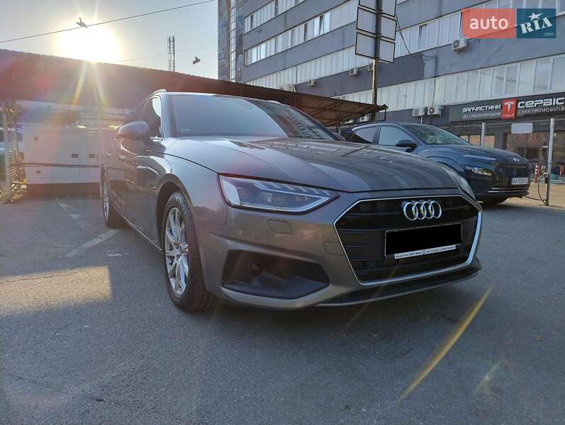 Универсал Audi A4 2022 в Киеве фото 5 Универсал Audi A4 2022 в Киеве