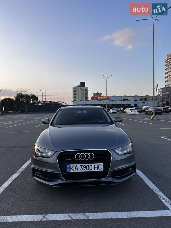Седан Audi A4 2013 в 