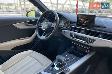 Седан Audi A4 2016 в 