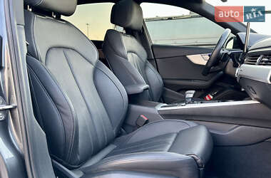 Седан Audi A4 2020 в 
