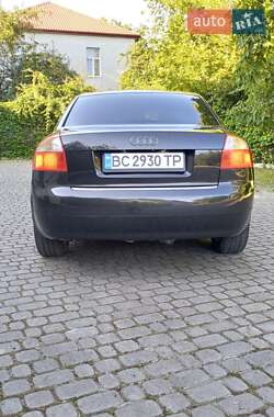 Седан Audi A4 2003 в 