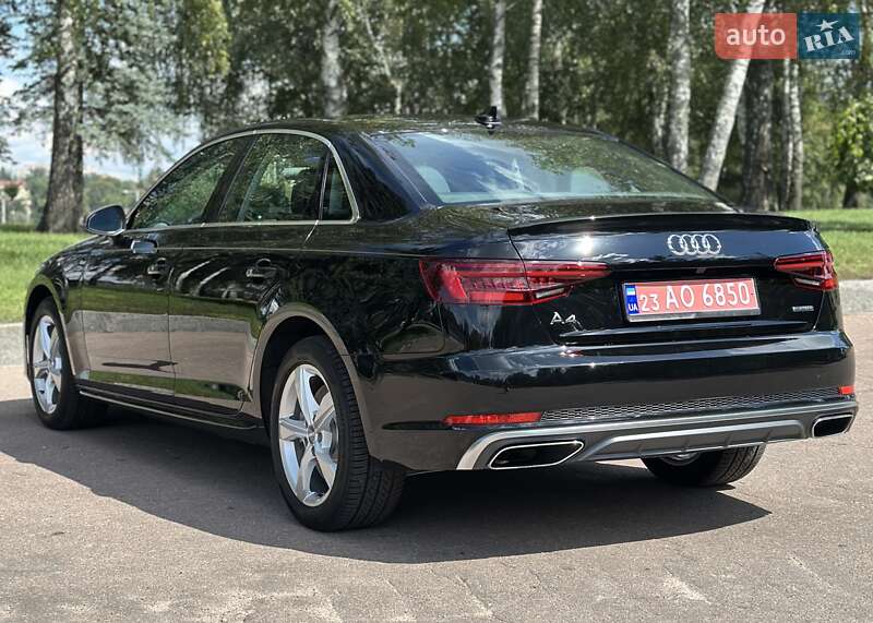 Седан Audi A4 2019 в Киеве