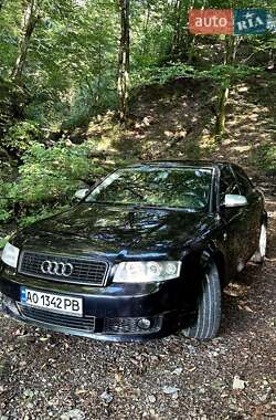 Седан Audi A4 2002 в 
