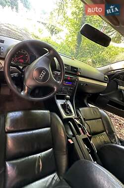 Седан Audi A4 2002 в 