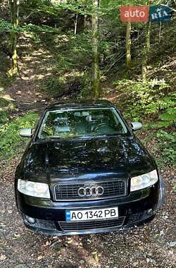 Седан Audi A4 2002 в 