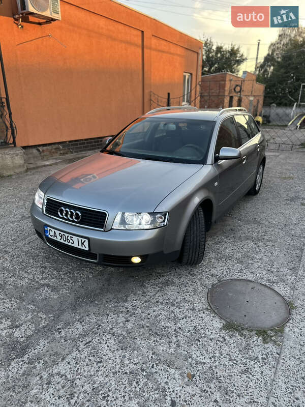 Универсал Audi A4 2001 в Смеле