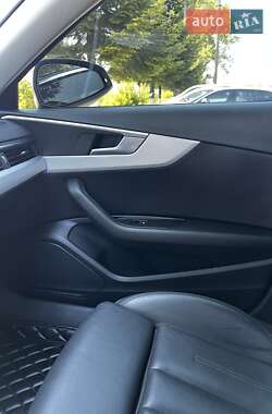 Седан Audi A4 2016 в 