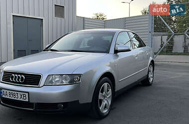 Седан Audi A4 2004 в 