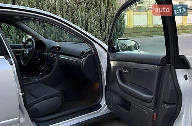 Седан Audi A4 2004 в 