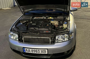 Седан Audi A4 2004 в 