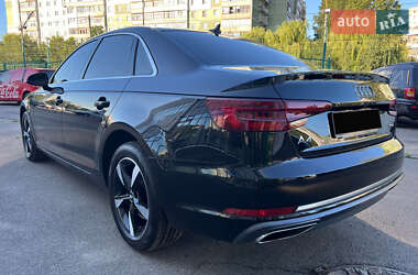 Седан Audi A4 2019 в 