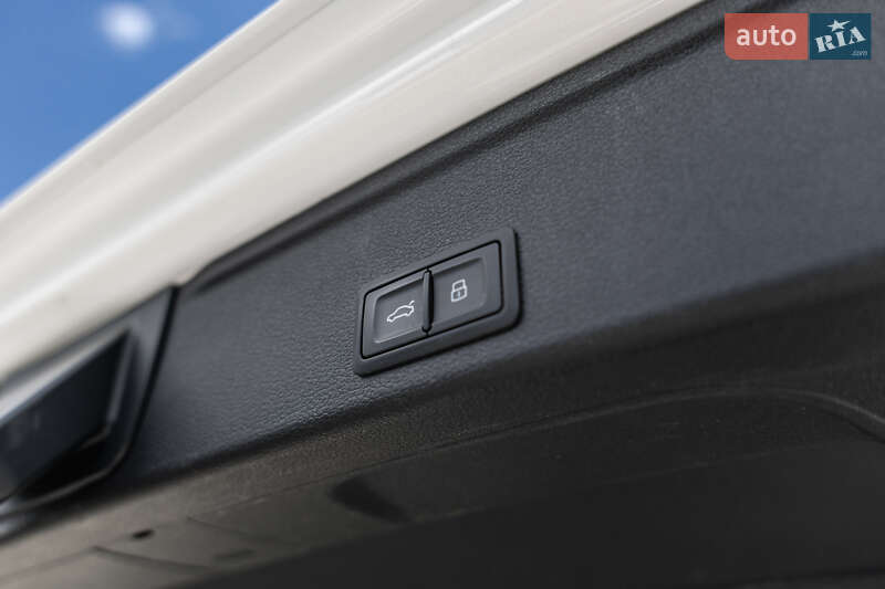 Универсал Audi A4 2019 в Львове фото 31 Универсал Audi A4 2019 в Львове