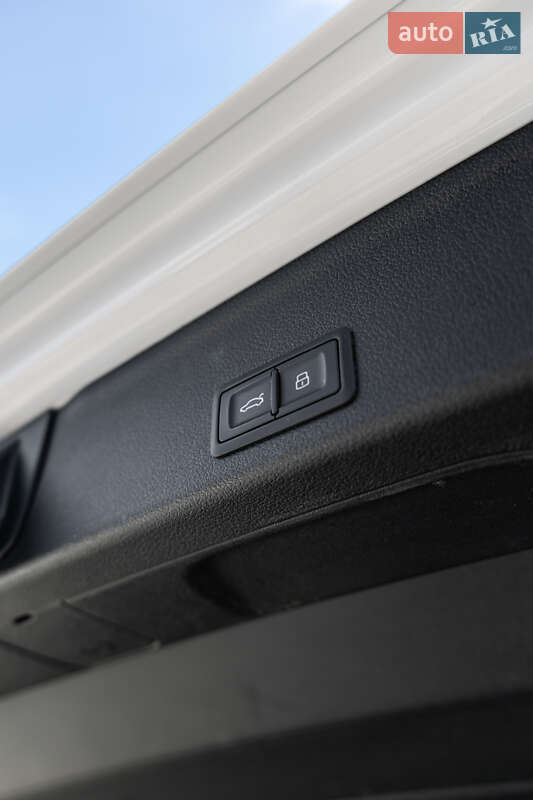 Универсал Audi A4 2019 в Львове фото 34 Универсал Audi A4 2019 в Львове