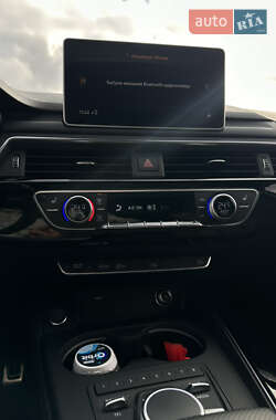 Седан Audi A4 2017 в 