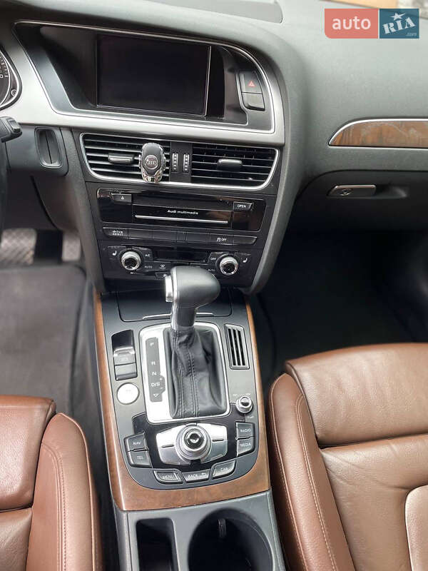 Седан Audi A4 2014 в Броварах