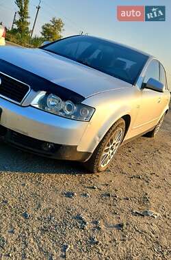 Седан Audi A4 2003 в 