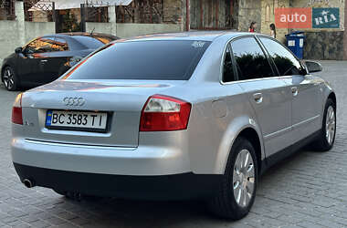 Седан Audi A4 2004 в 