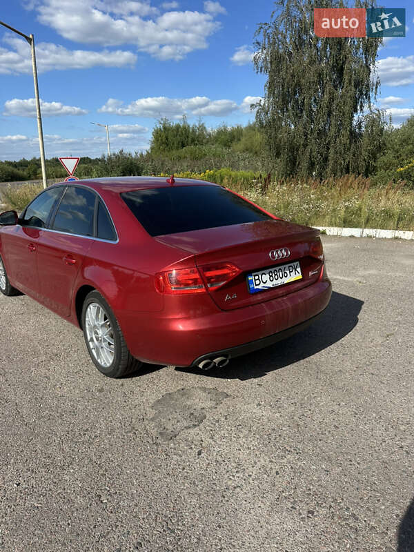 Седан Audi A4 2008 в Жовкві