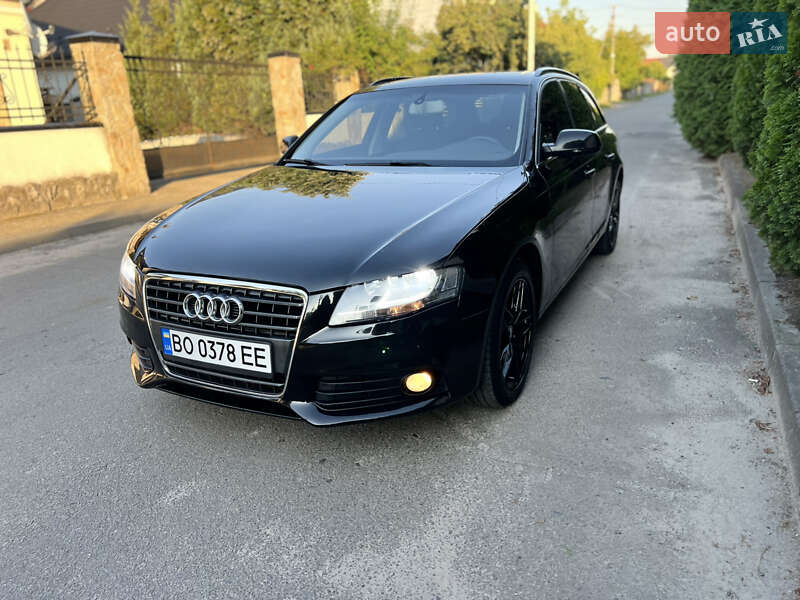 Универсал Audi A4 2011 в Львове