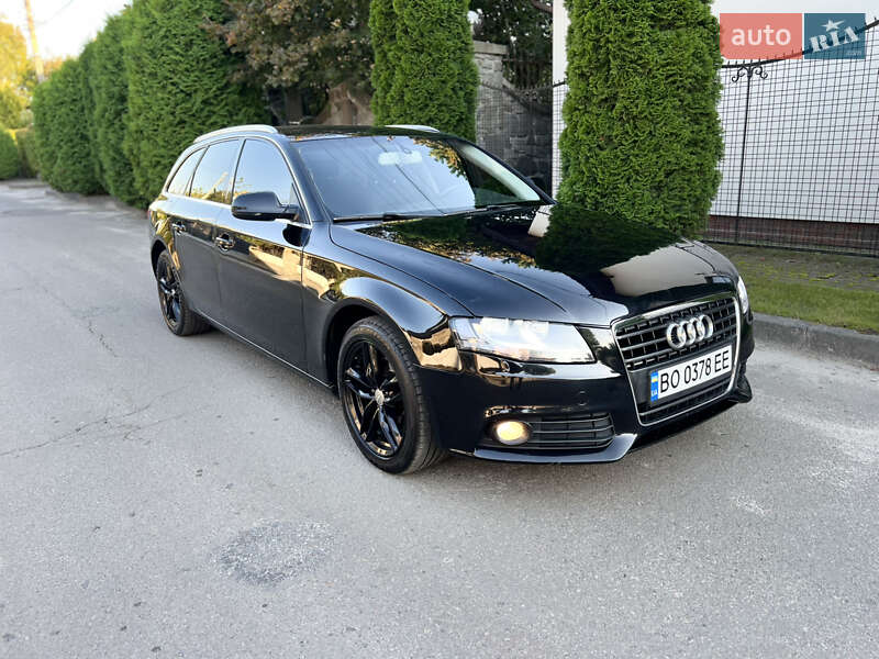 Универсал Audi A4 2011 в Львове