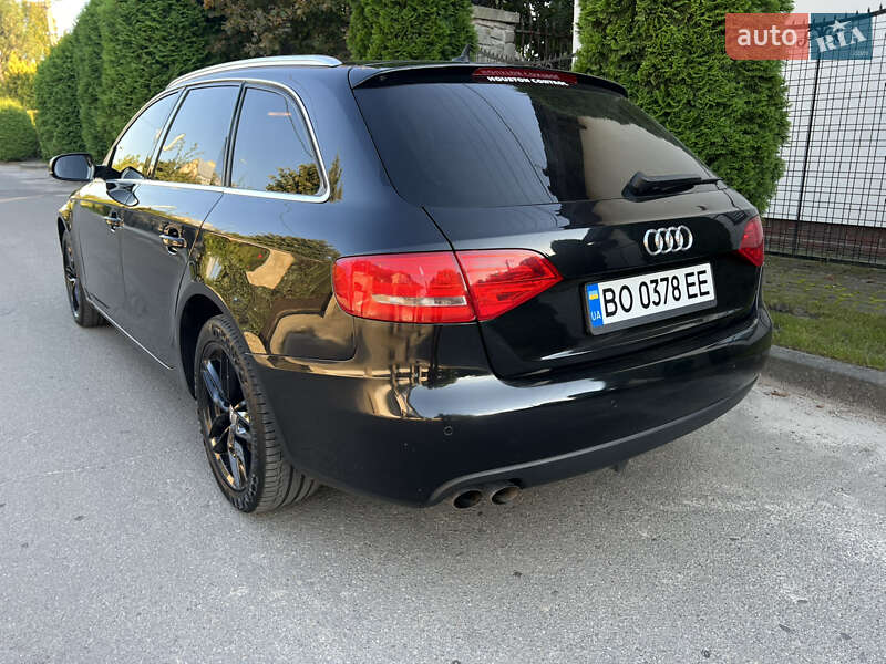 Универсал Audi A4 2011 в Львове