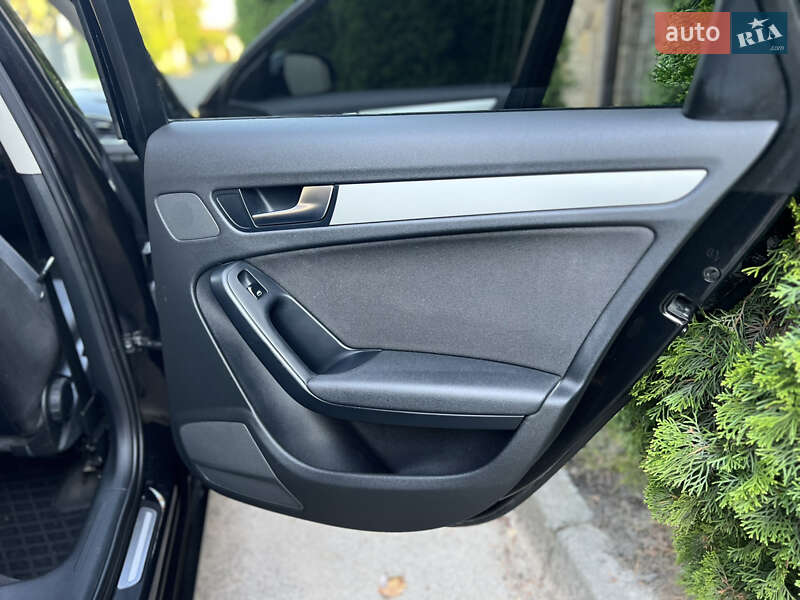 Универсал Audi A4 2011 в Львове