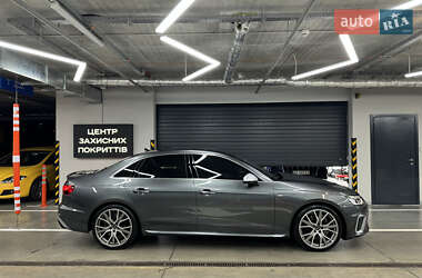 Седан Audi A4 2023 в Киеве