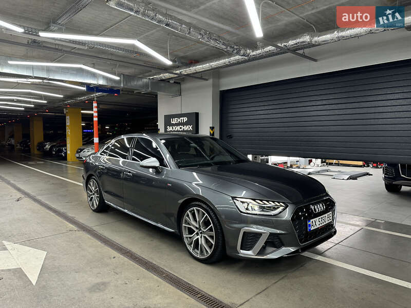 Седан Audi A4 2023 в Киеве