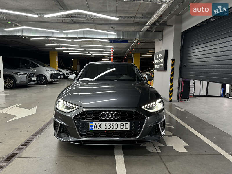 Седан Audi A4 2023 в Киеве