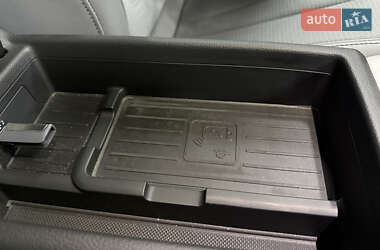Седан Audi A4 2023 в Киеве